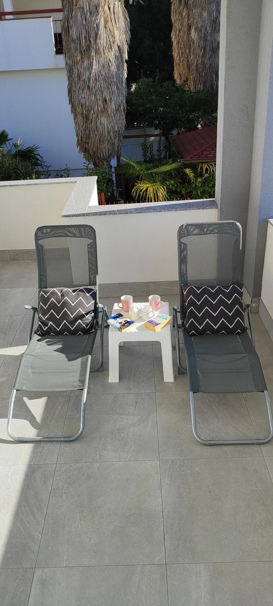 Emily, 6 2 Guests, Newly Refurbished Apartman